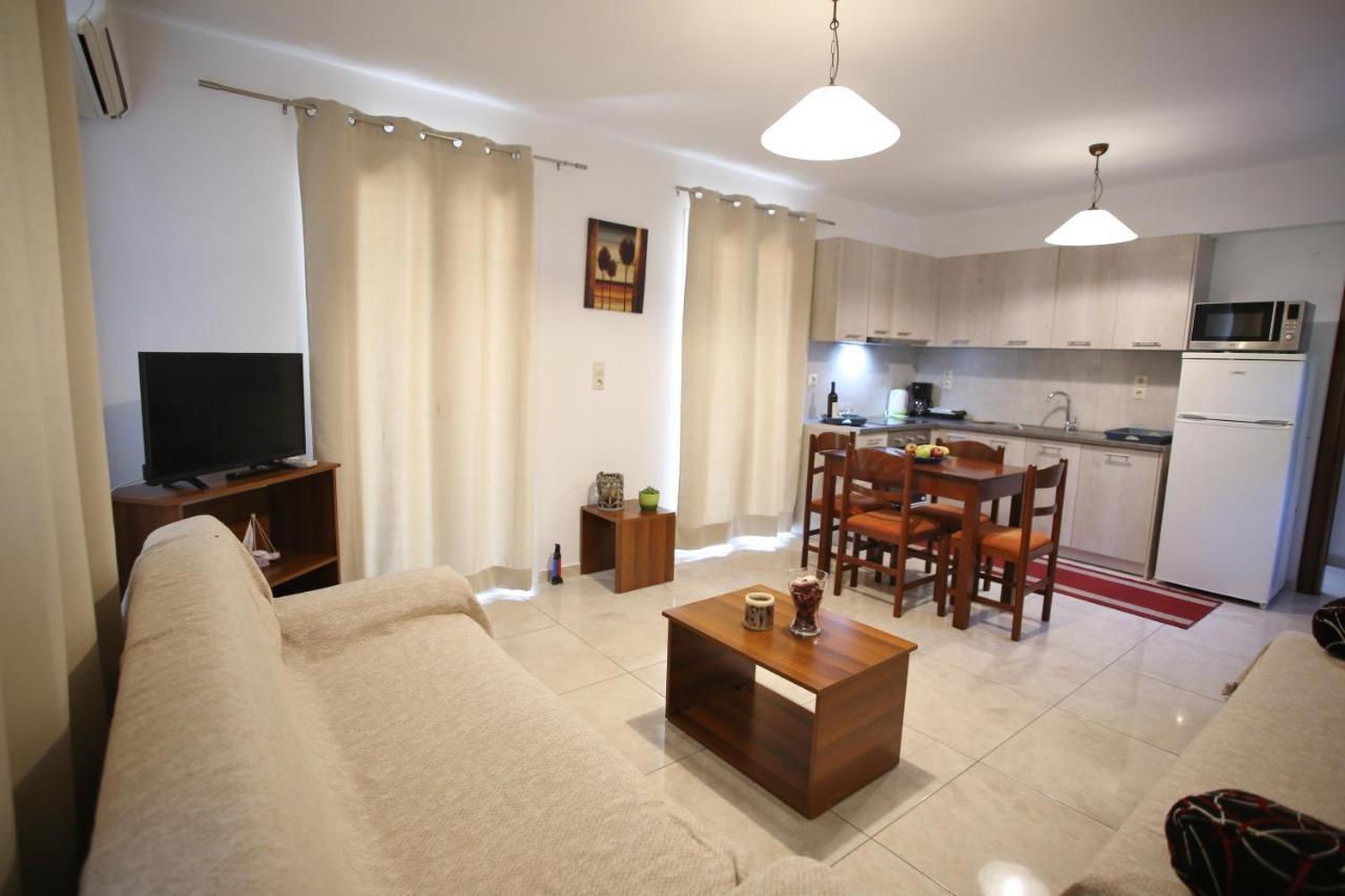 Cozy Apartments In City'S Suburbs Lefkada City Luaran gambar